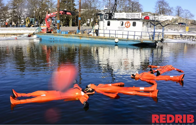 Survival suit floating experience - Image 2